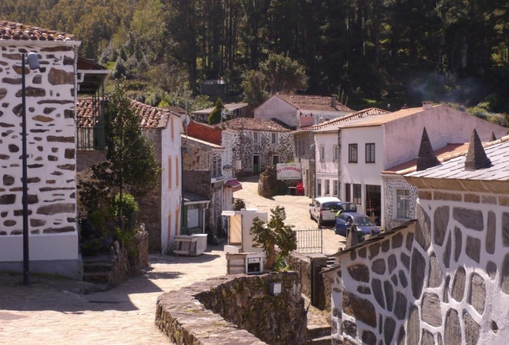 Casas de San Andrés de Teixido