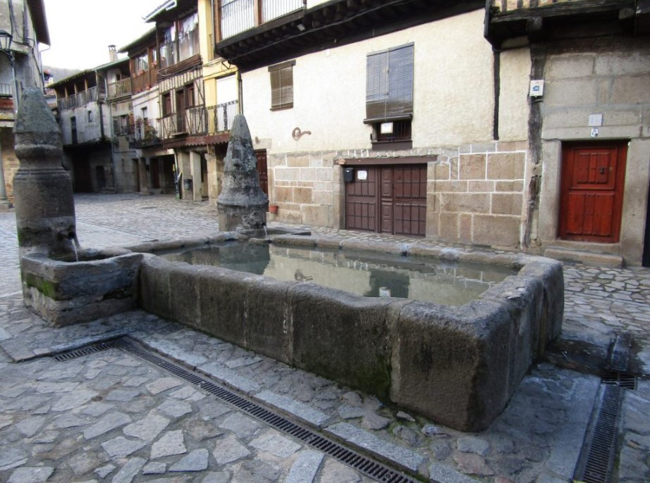 Plaza Mayor-San Martín del Castañar 3
