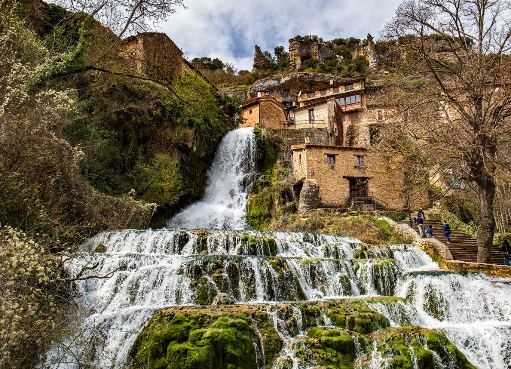 Panorámica de Orbaneja del Castillo 2