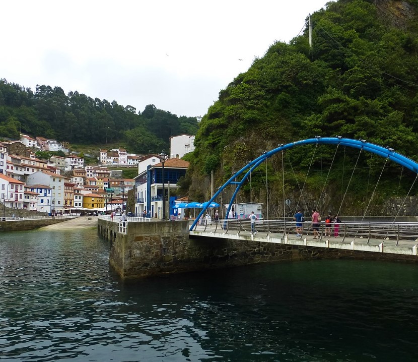 Puente de Cudillero