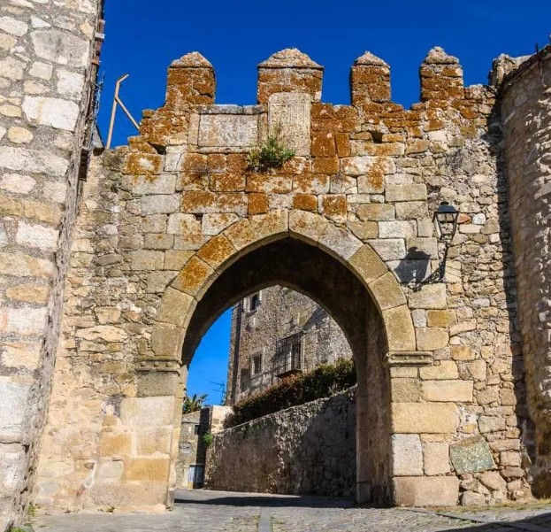 Puerta de San Andrés