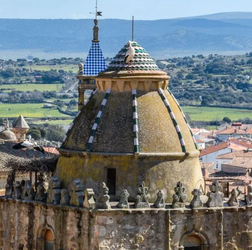 Torre del Alfiler
