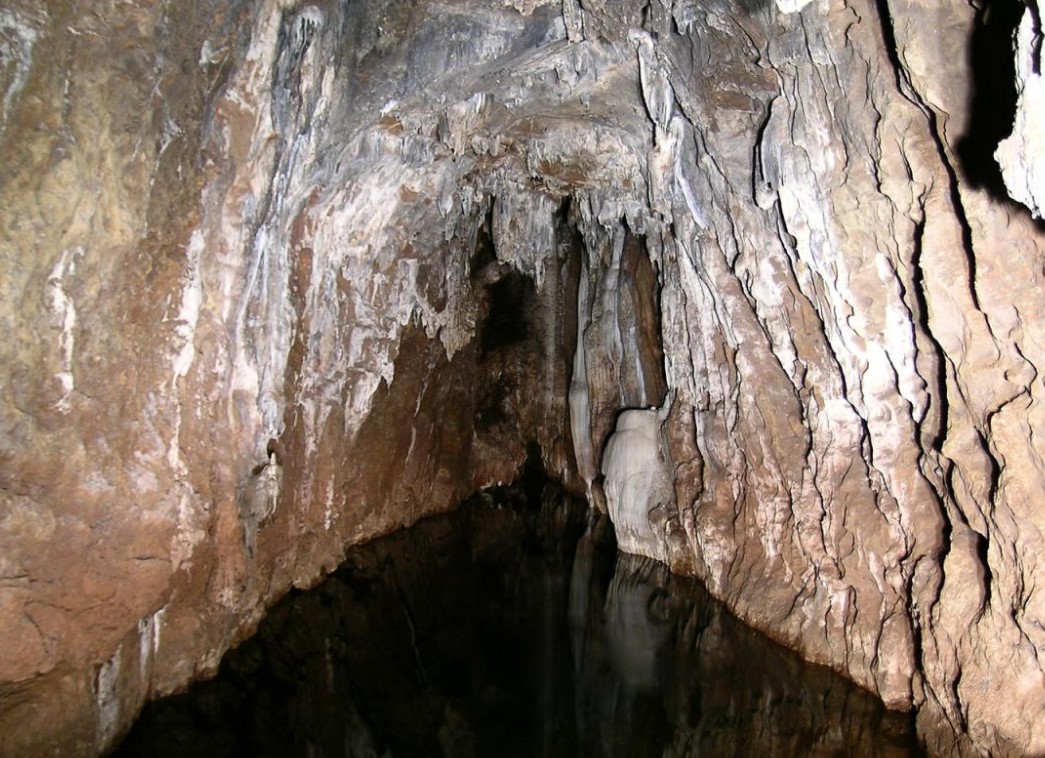 Cueva del Agua