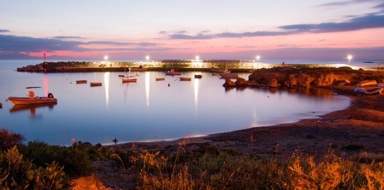Panorámica nocturna de Tabarca
