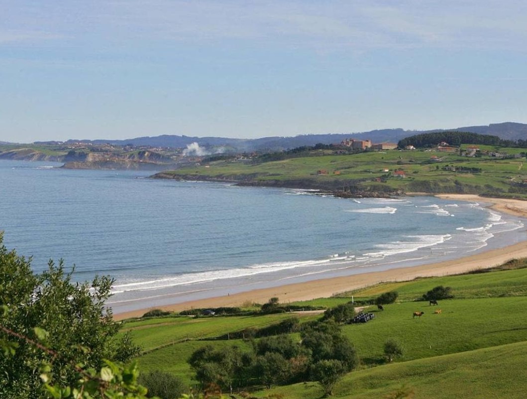 Playa de Oyambre