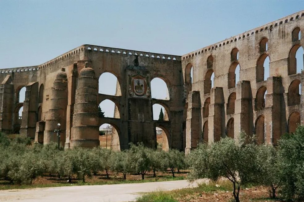 Acueducto de Amoreira