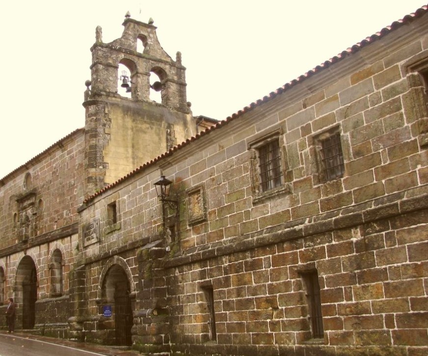 Convento de las Clarisas y el Museo Regina Coeli