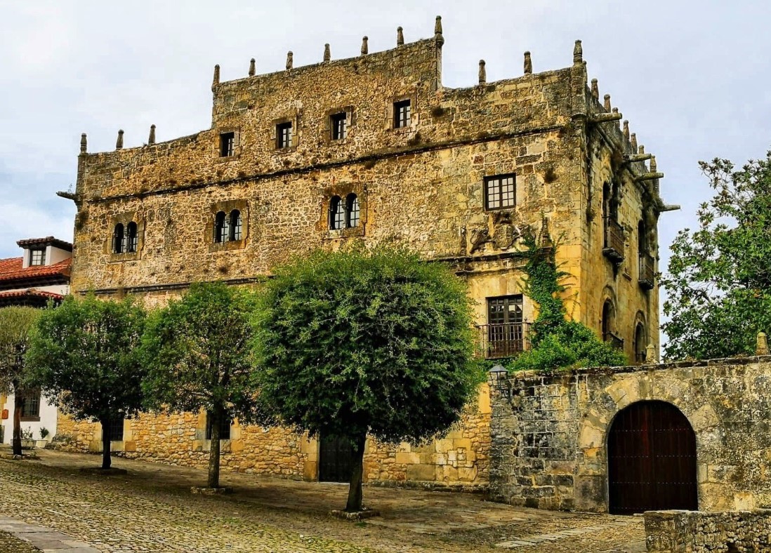 Palacio de los Velarde 2