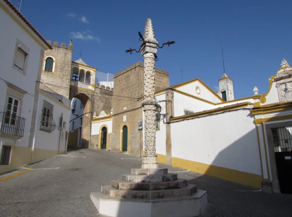 Pelourinho de Elvas