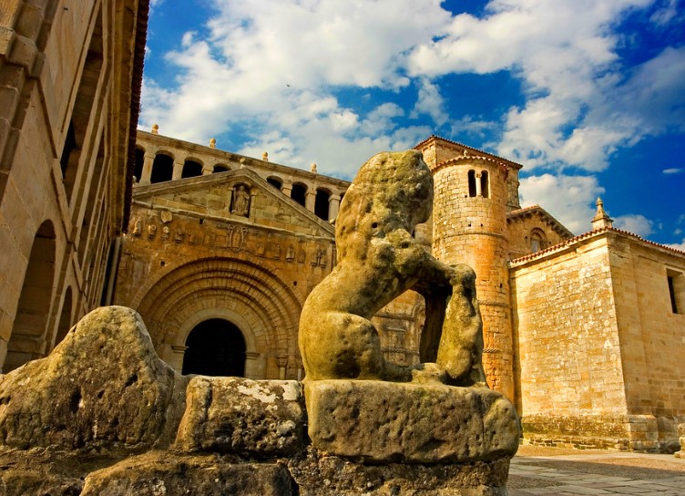 Los Orígenes de Santillana del Mar