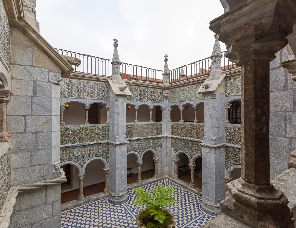 Claustro Manuelino del Palacio da Pena