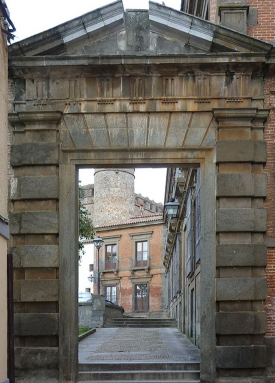Puerta del Acebuche