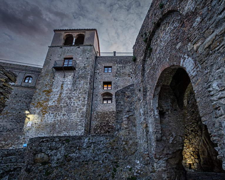 Entrada a la Fortaleza de Castellar