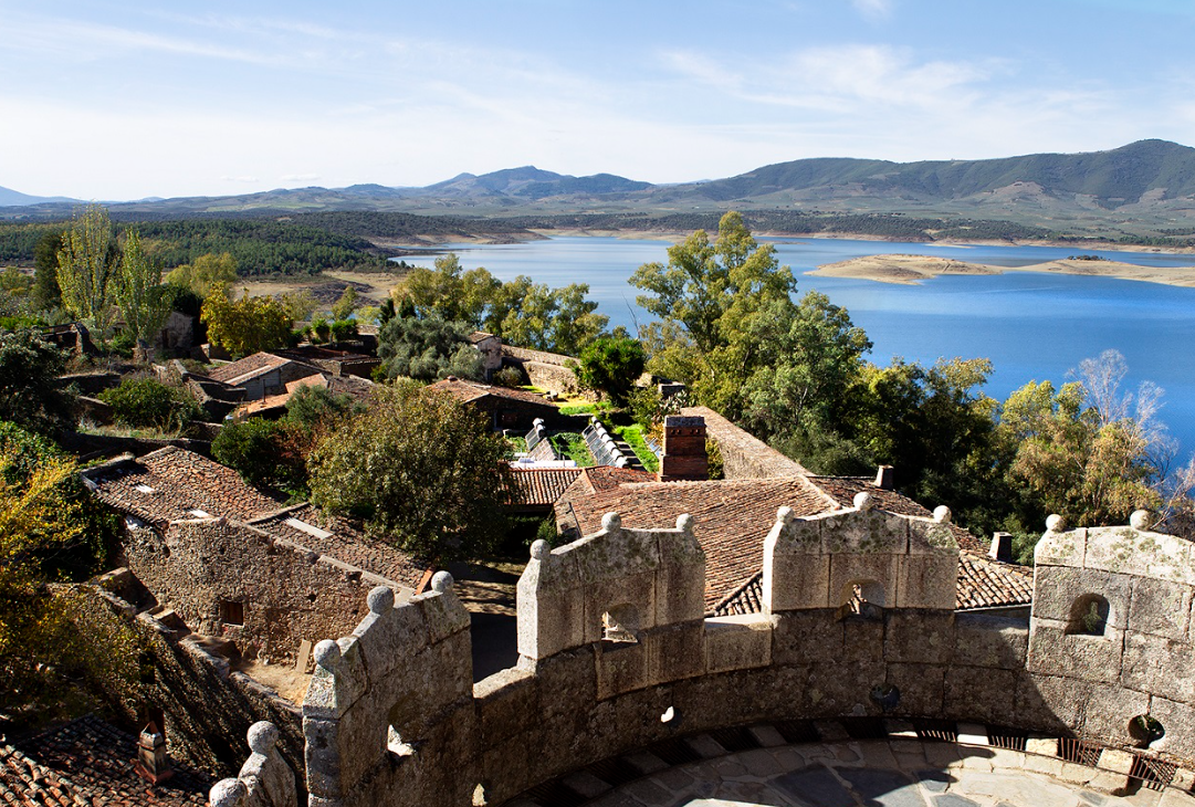 Vistas del Embalse desde el Castillo