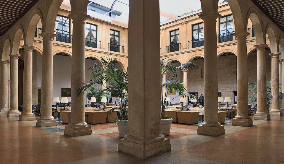Patio del Palacio Ducal