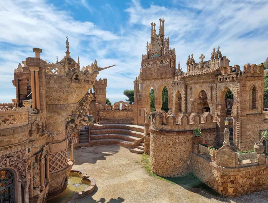 Castillo de Colomares 2b