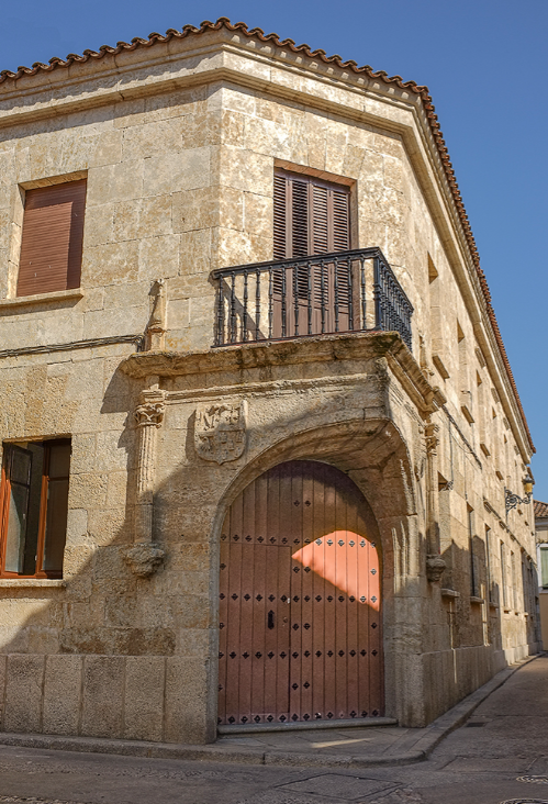 Casa de las Cuatro Calles o Casa de los Miranda Ocampo