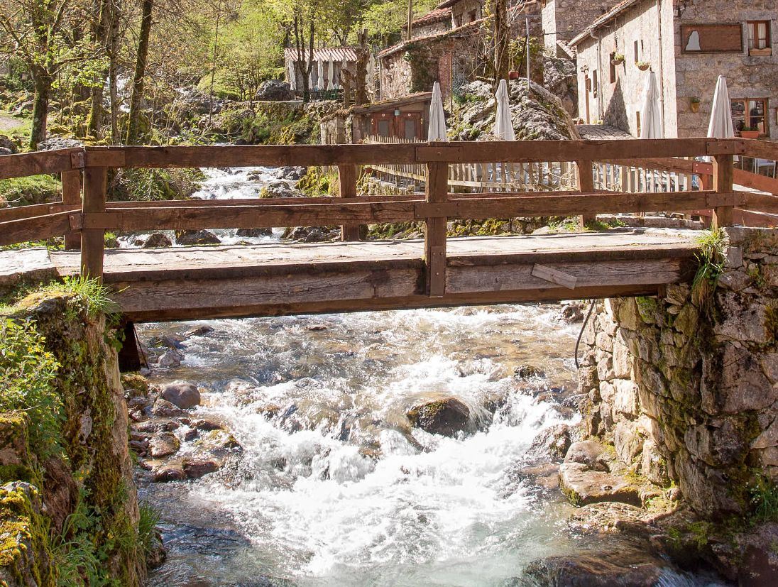Puente de Bulnes