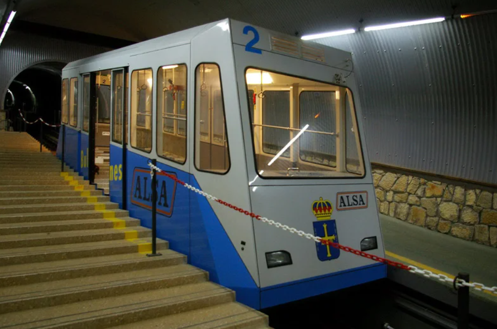 Funicular de Bulnes 2