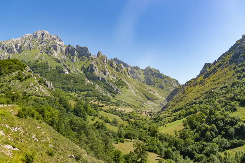 Ruta de Sotres