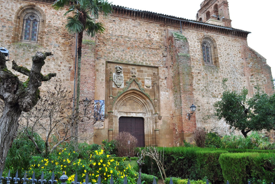 Iglesia de Santiago Apóstol 2