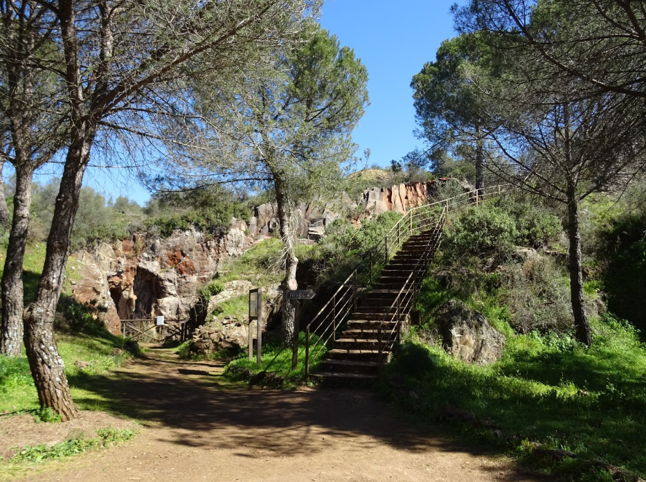 Entrada de la Mina de la Jayona 2