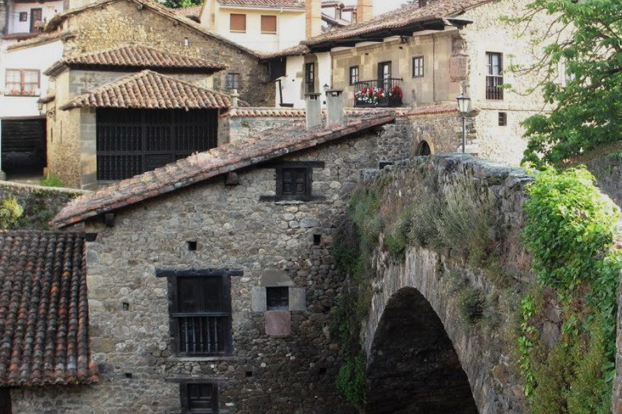 Puente y Ermita de San Cayetano