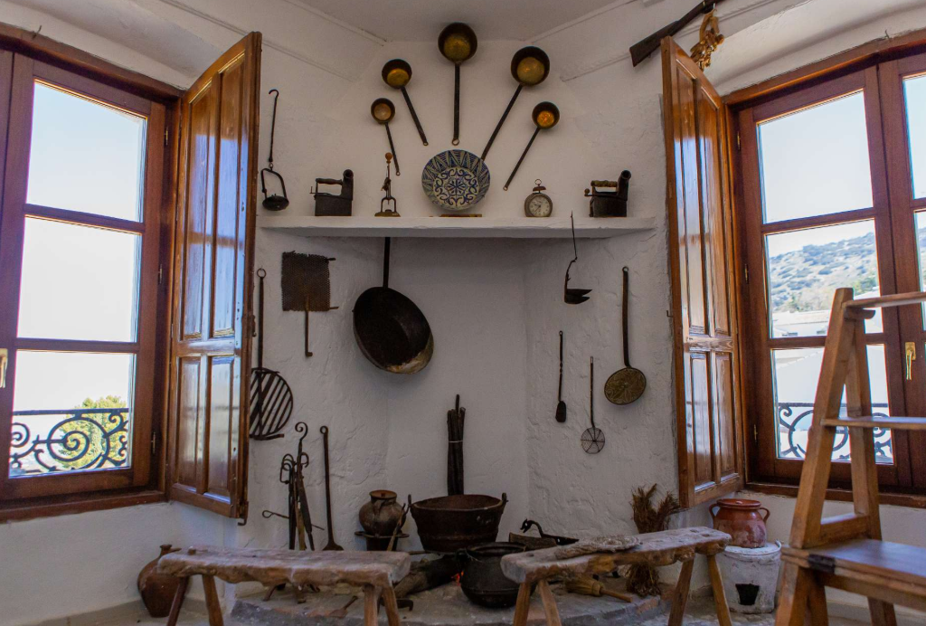 Museo de Costumbres y Artes Populares