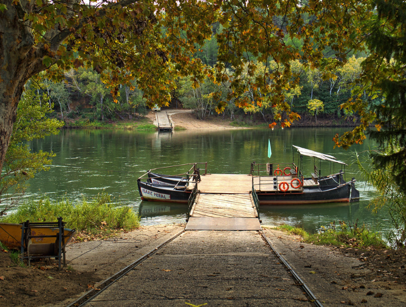 Pas de Barca de Miravet